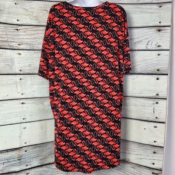LuLaRoe Carly Dress S Black Red Flamingo Print High-Low Hem Short Sleeve Simply - Picture 3 of 6
